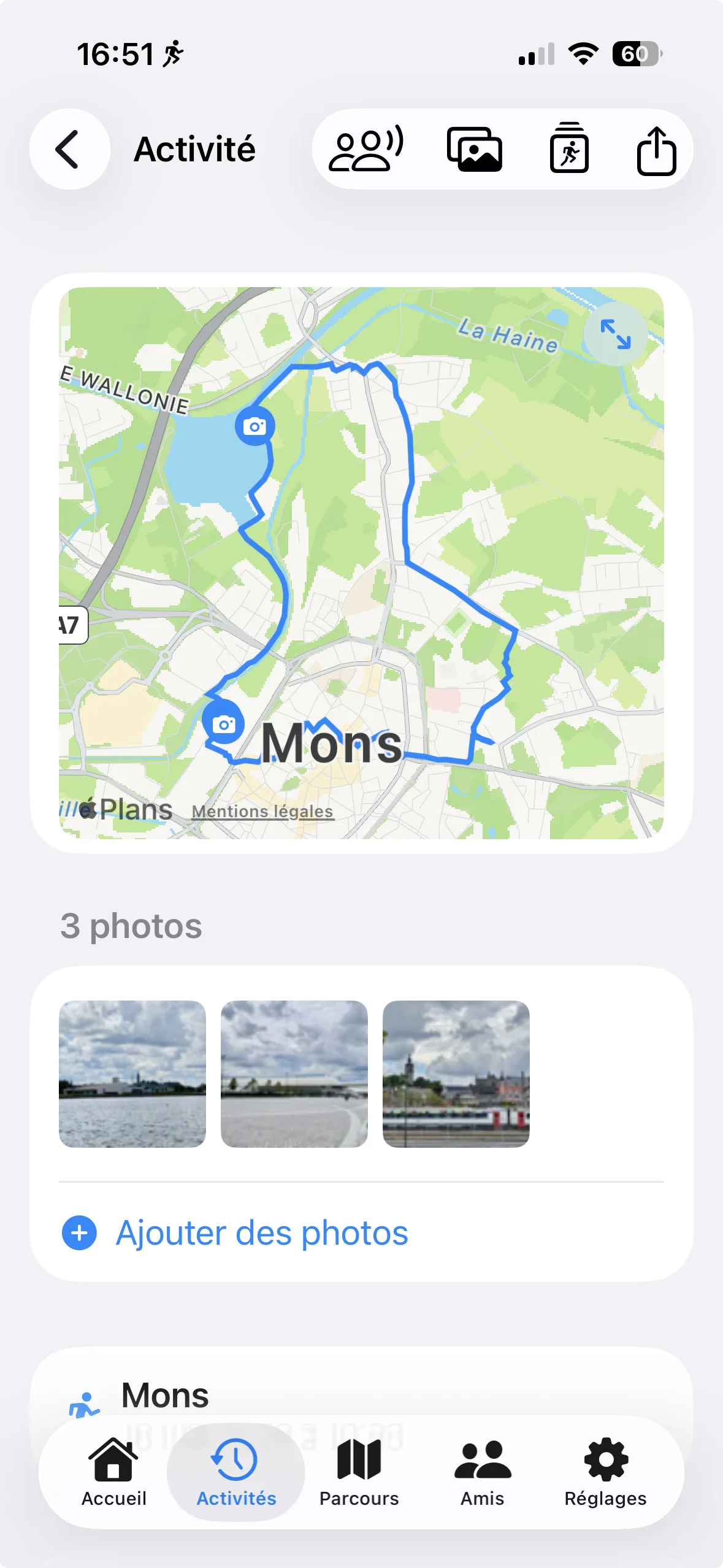 Détail d'activité après une course à Mons : carte du tracé avec deux photos géolocalisées épinglées et galerie de trois photos en dessous