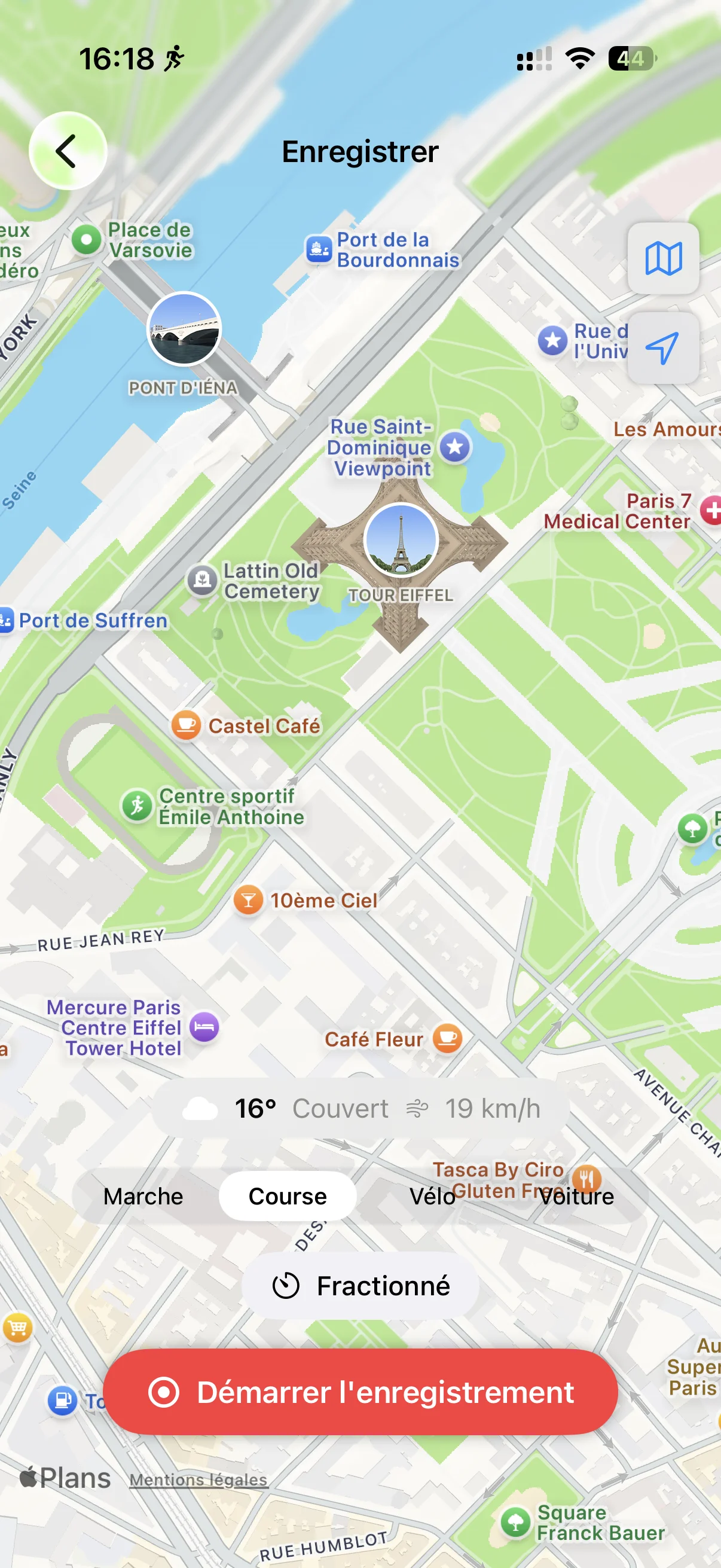 Écran pré-démarrage course à Paris : carte centrée sur la Tour Eiffel, mode Course sélectionné, météo, bouton Démarrer l'enregistrement